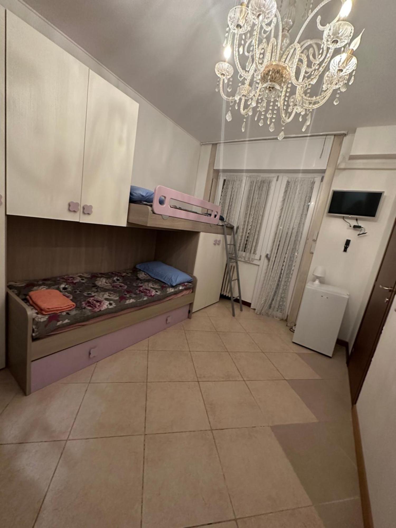 Gigli, Rooms Con Cucina In Comune E Terrazza Milan Exterior photo