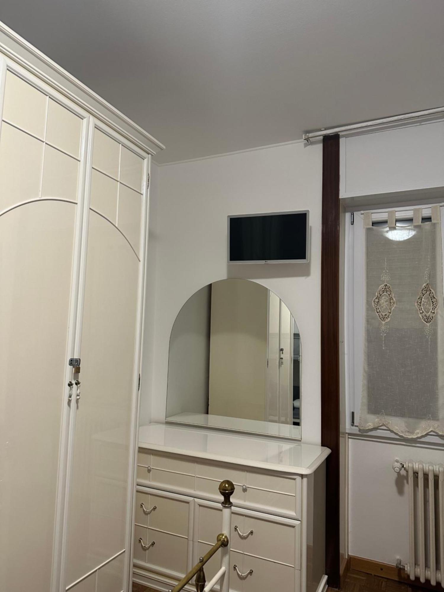 Gigli, Rooms Con Cucina In Comune E Terrazza Milan Exterior photo